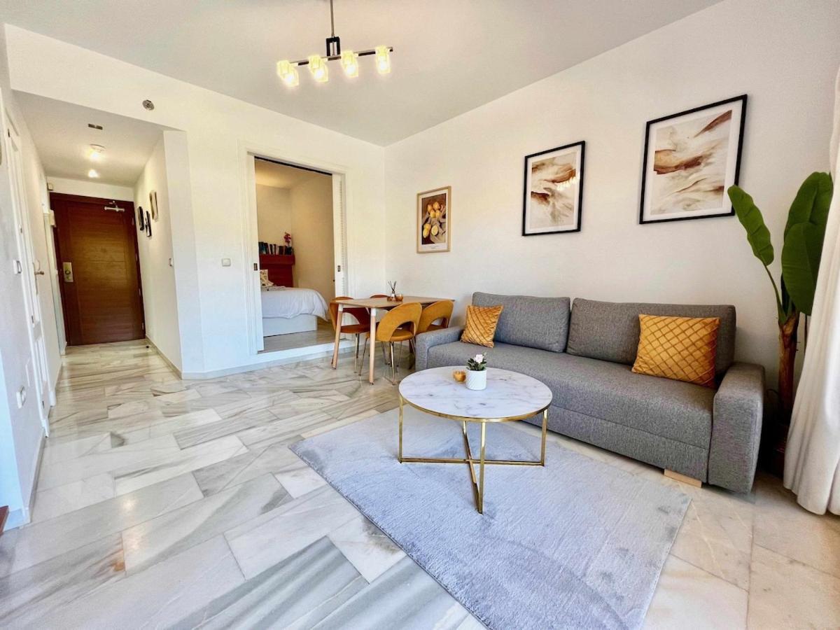 797 Holiday Rentals- Apartamento En Hotel Sunset Frente Al Mar 贝纳尔马德纳 外观 照片