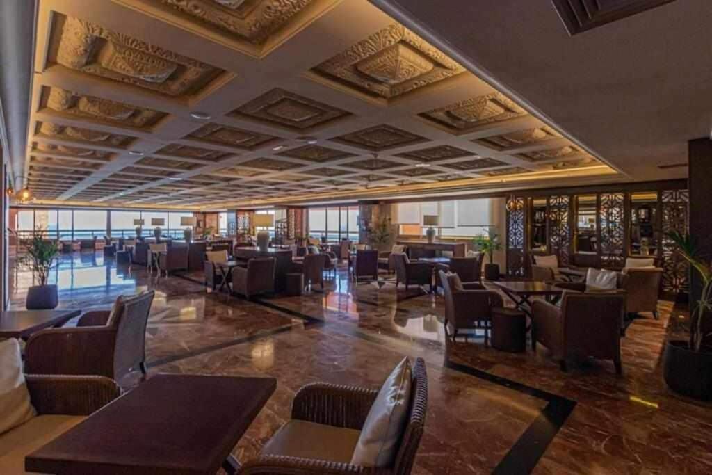 797 Holiday Rentals- Apartamento En Hotel Sunset Frente Al Mar 贝纳尔马德纳 外观 照片