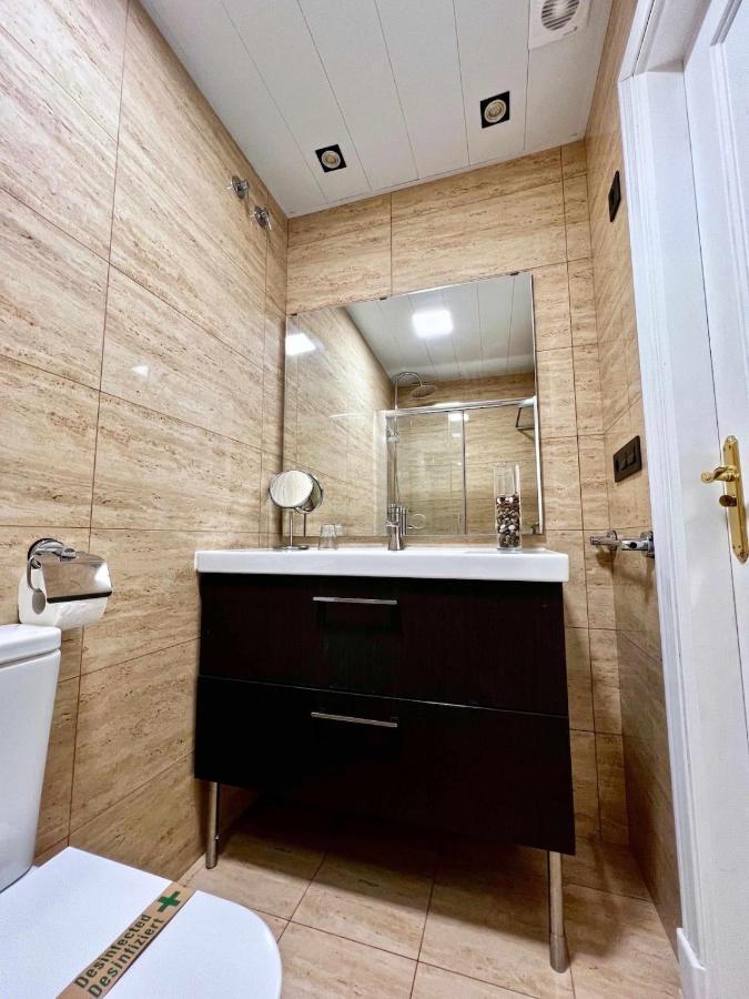 797 Holiday Rentals- Apartamento En Hotel Sunset Frente Al Mar 贝纳尔马德纳 外观 照片