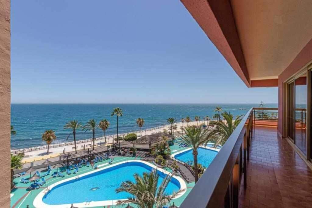 797 Holiday Rentals- Apartamento En Hotel Sunset Frente Al Mar 贝纳尔马德纳 外观 照片