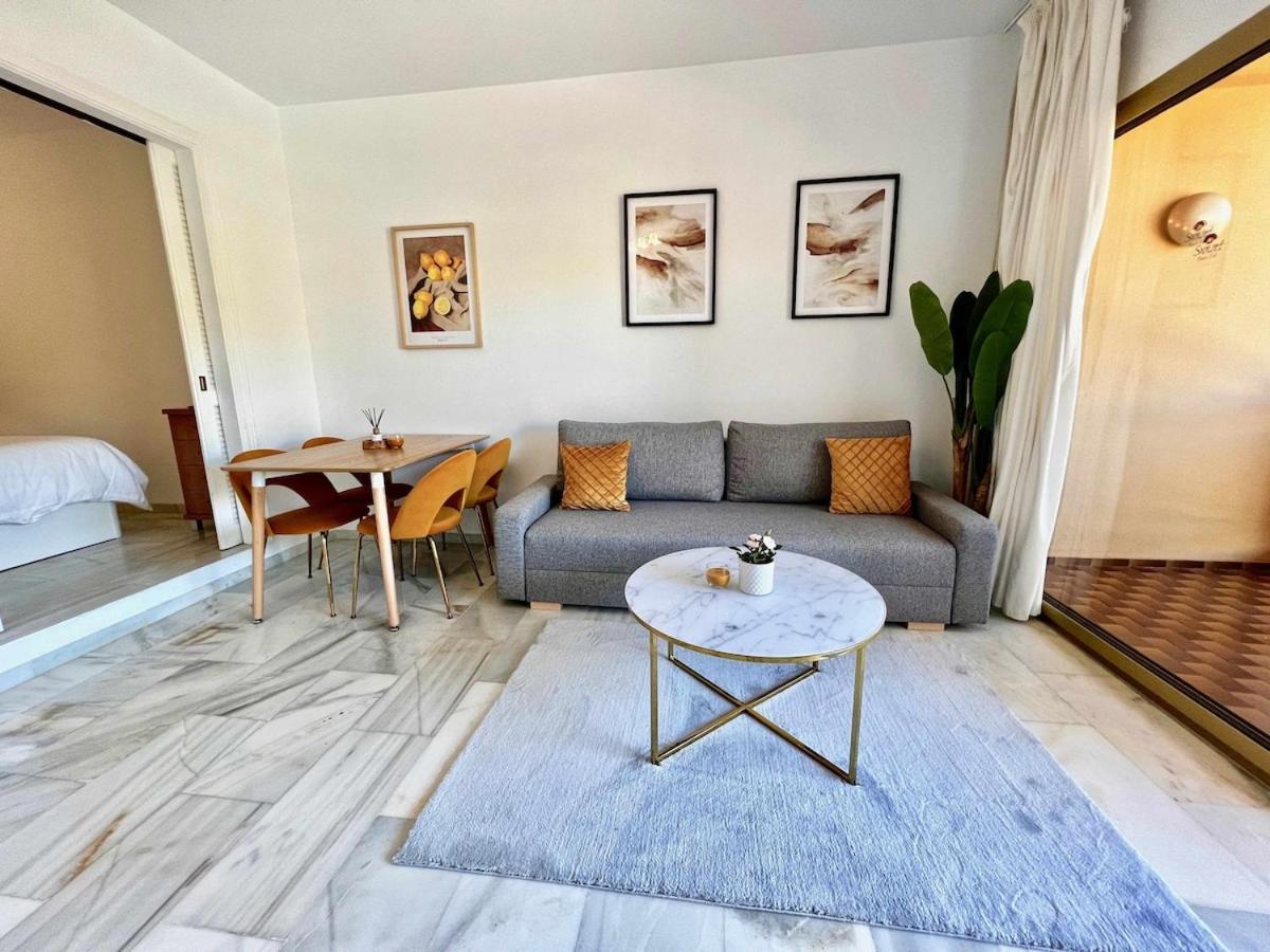 797 Holiday Rentals- Apartamento En Hotel Sunset Frente Al Mar 贝纳尔马德纳 外观 照片